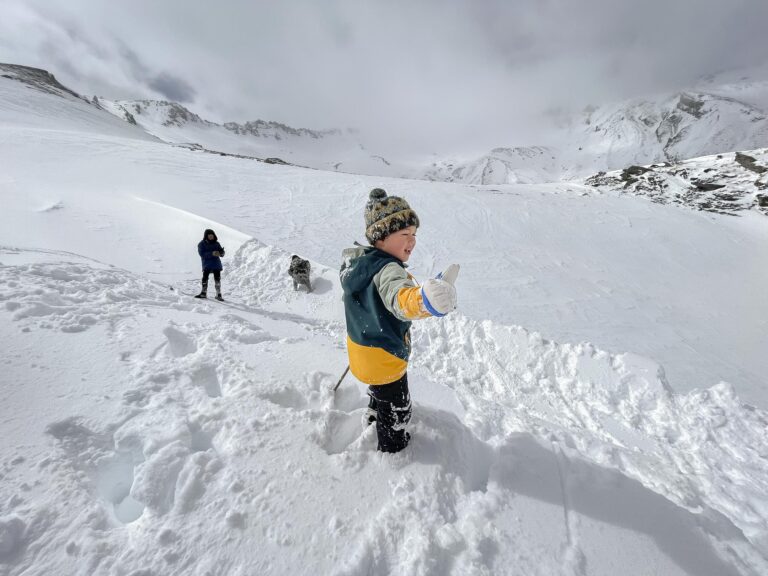 Fun in the snow. Go ski and stay with the Great Glenorchy Alpine Base Camp.
